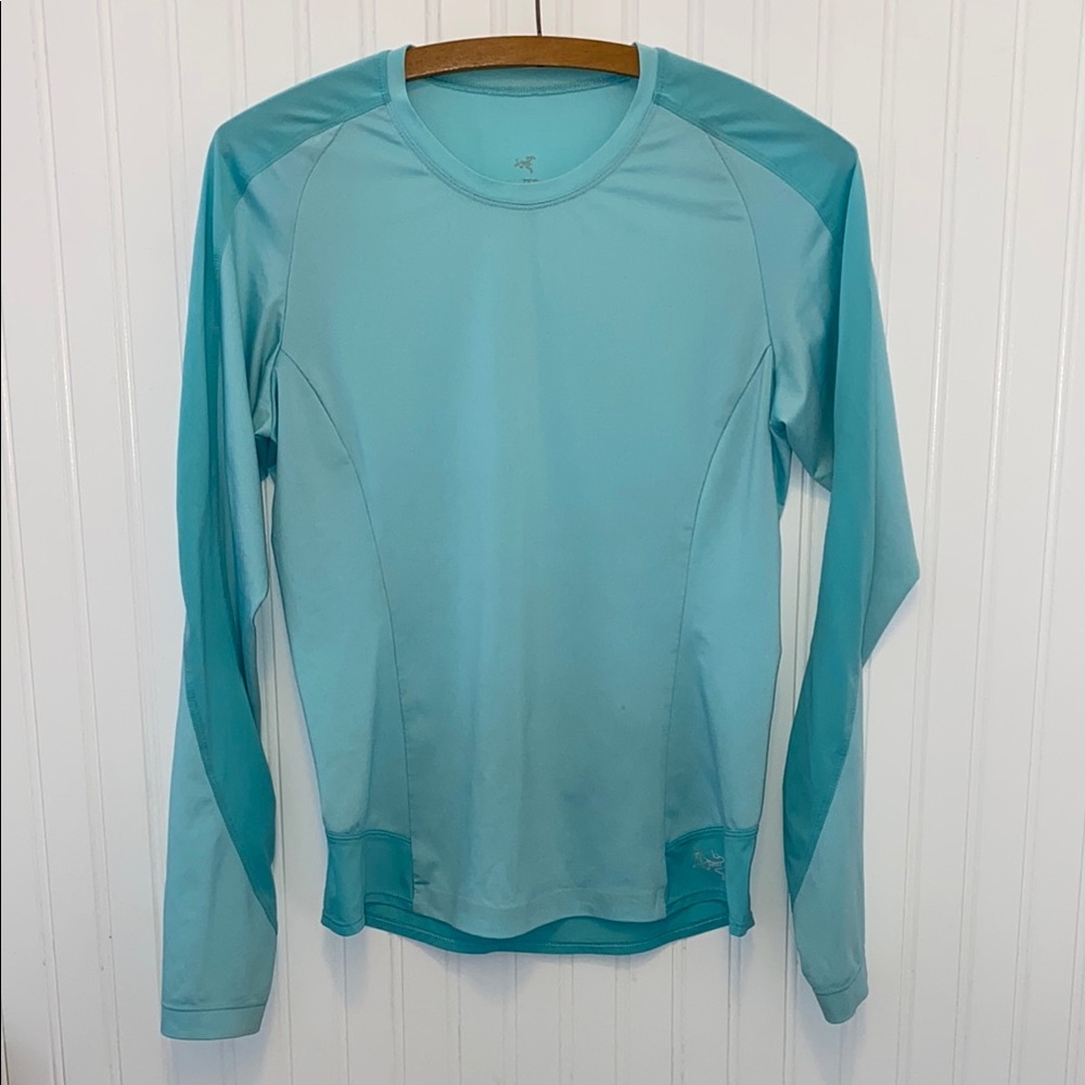 Arc’teryx Long sleeve running shirt, mint green, Small